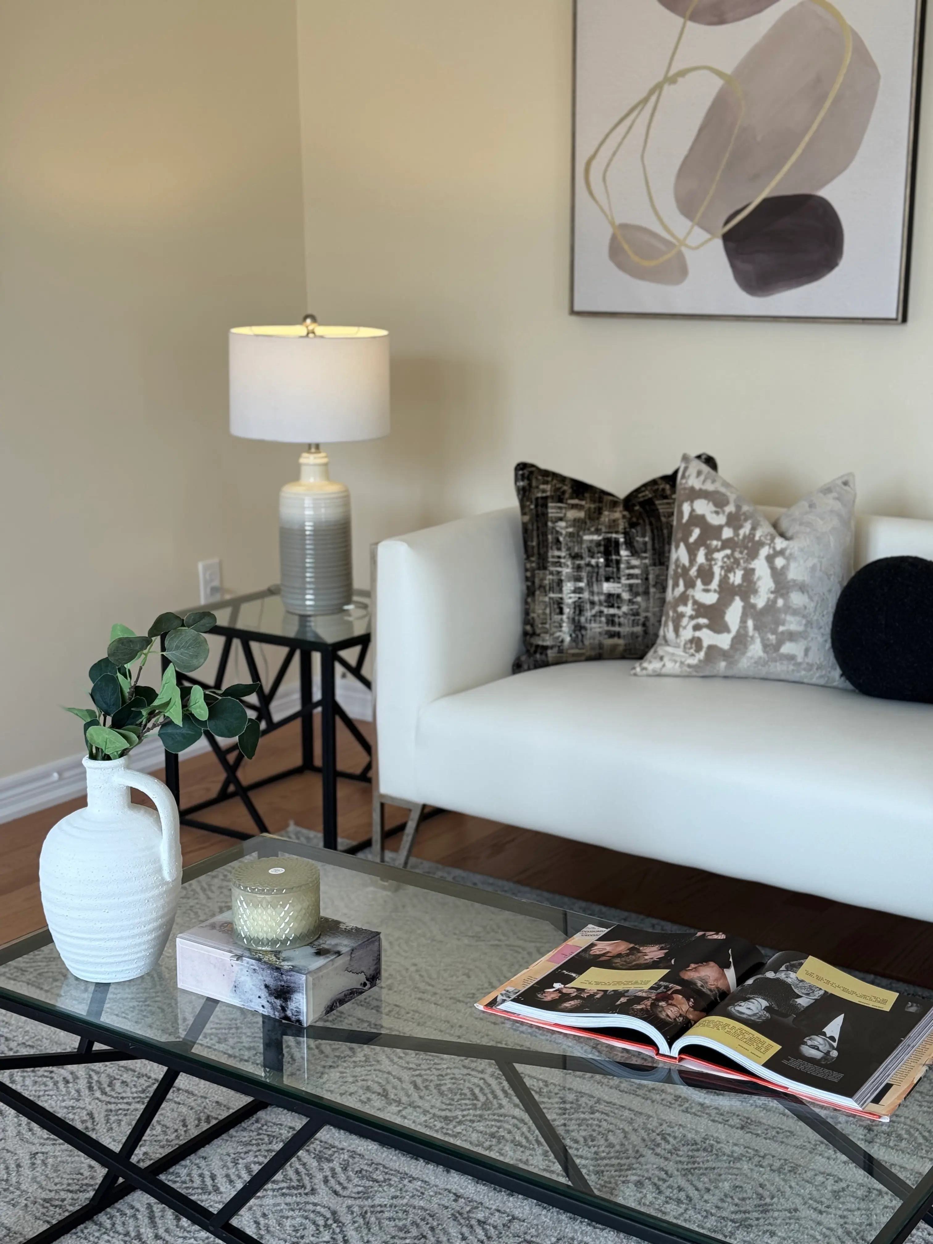 Toronto condo staged living room with modern décor