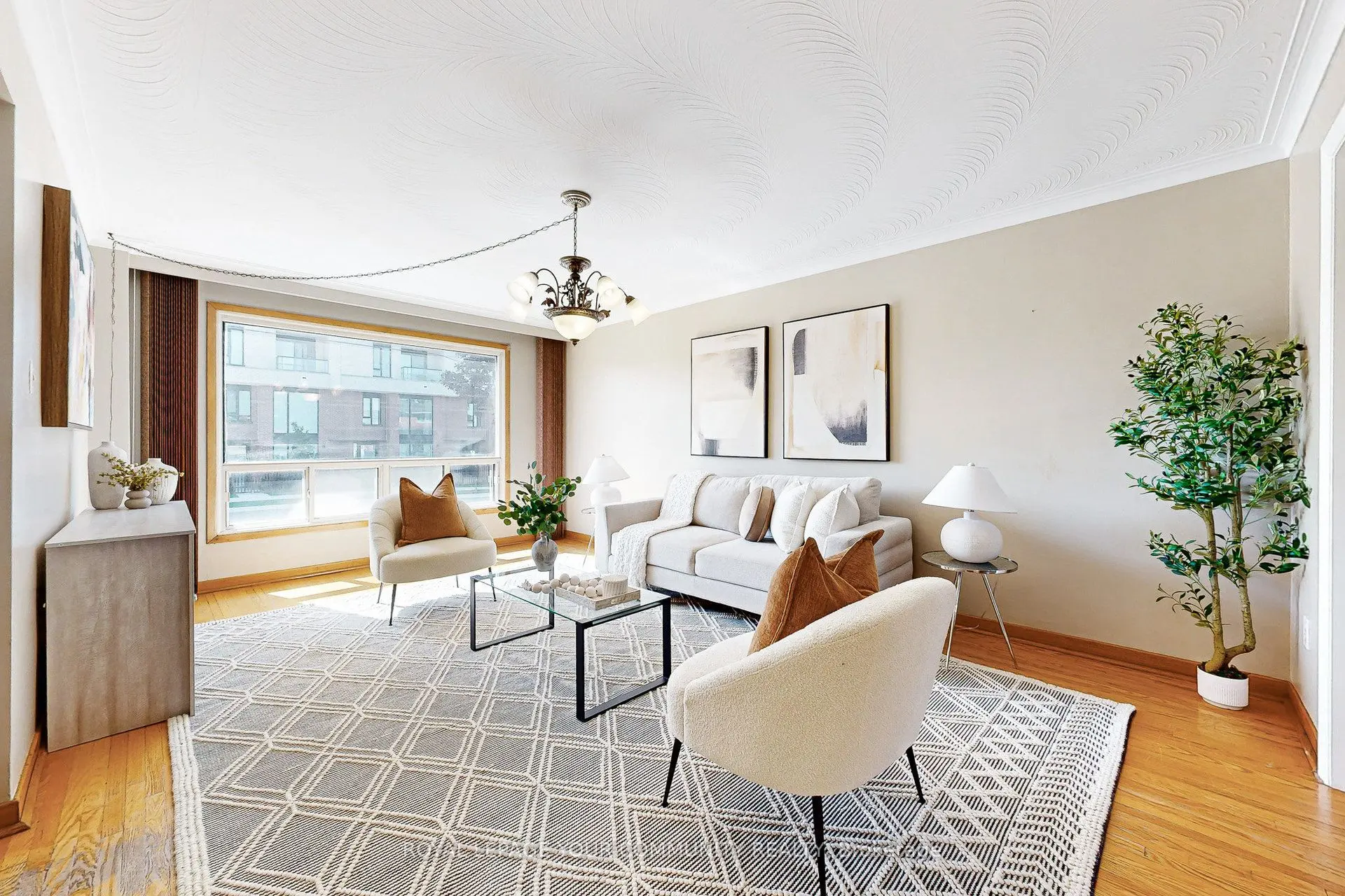 Modern living room staging project in Vaughan