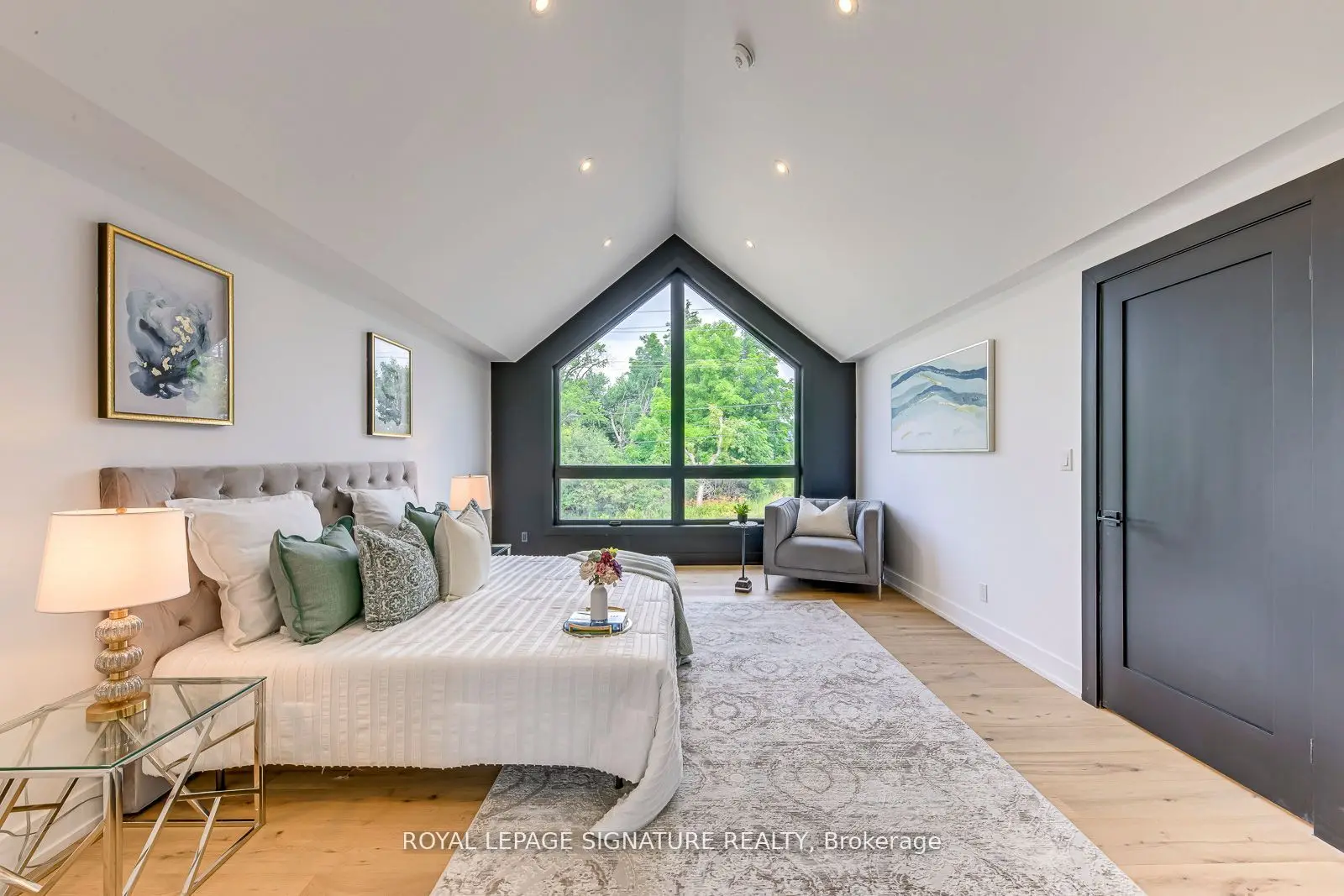 Professional home staging for detached family home in GTA