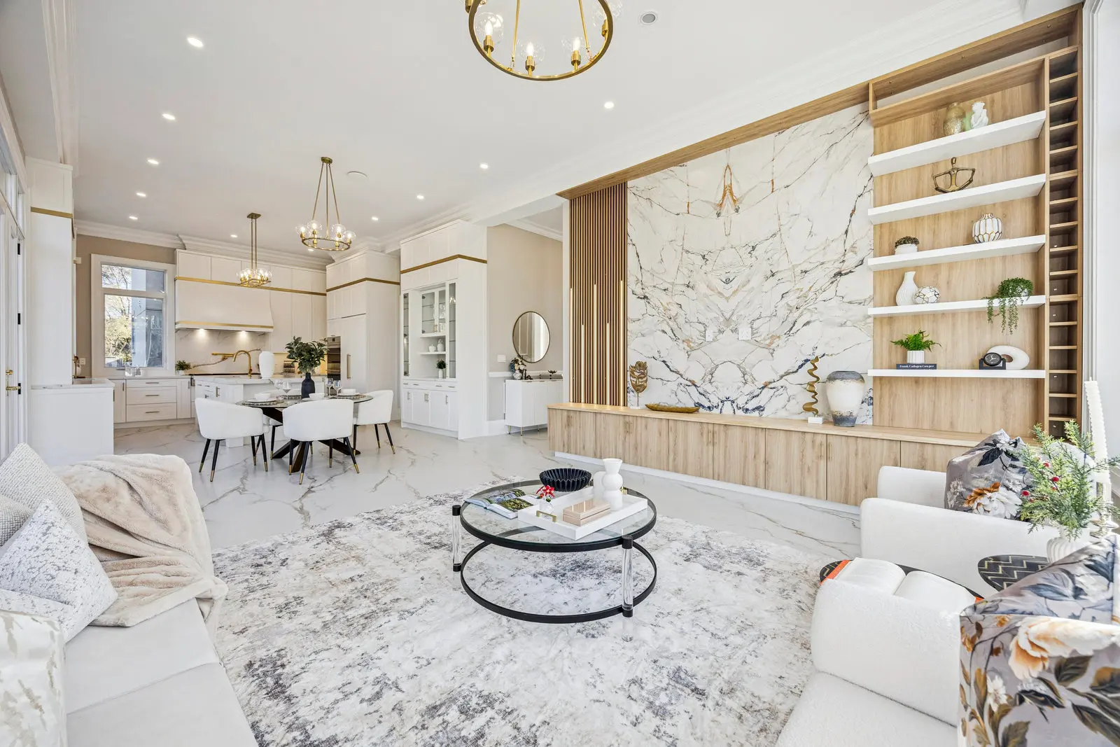 Vacant townhouse staged for sale in Richmond Hill